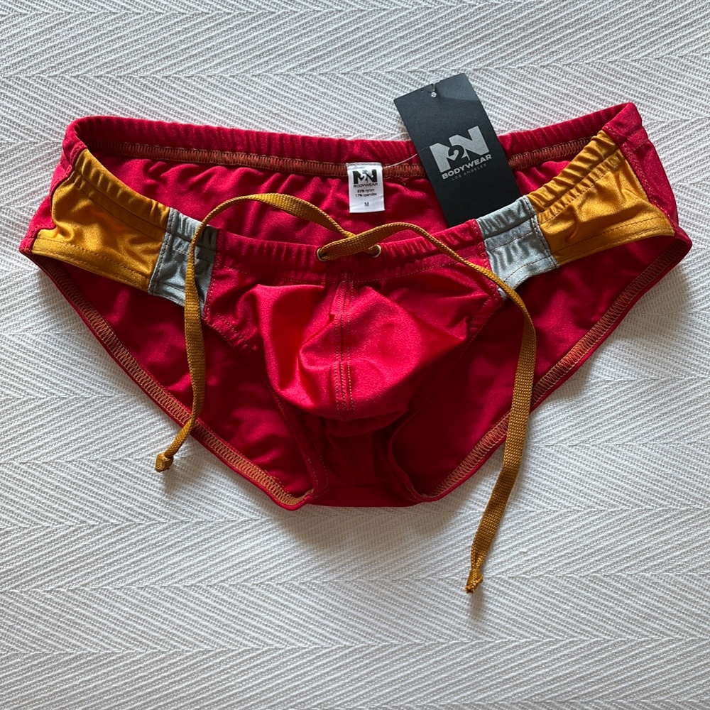 N2N Mens University Sport Swim Bikini NWT Sz M